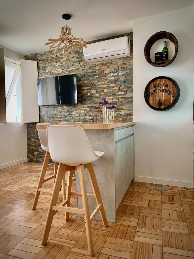 Cave-styled Duplex Appartamento Oporto